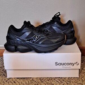 Saucony Grid NXT Originals Triple Black Chunky Sneakers Size 7.5